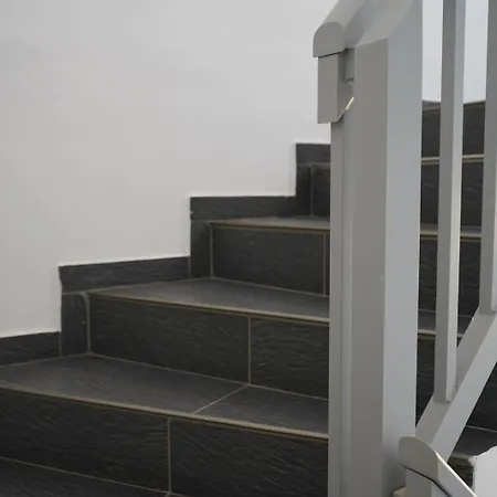 Zentrale Mit Kostenlosen Parkplaetzen Апартаменты *